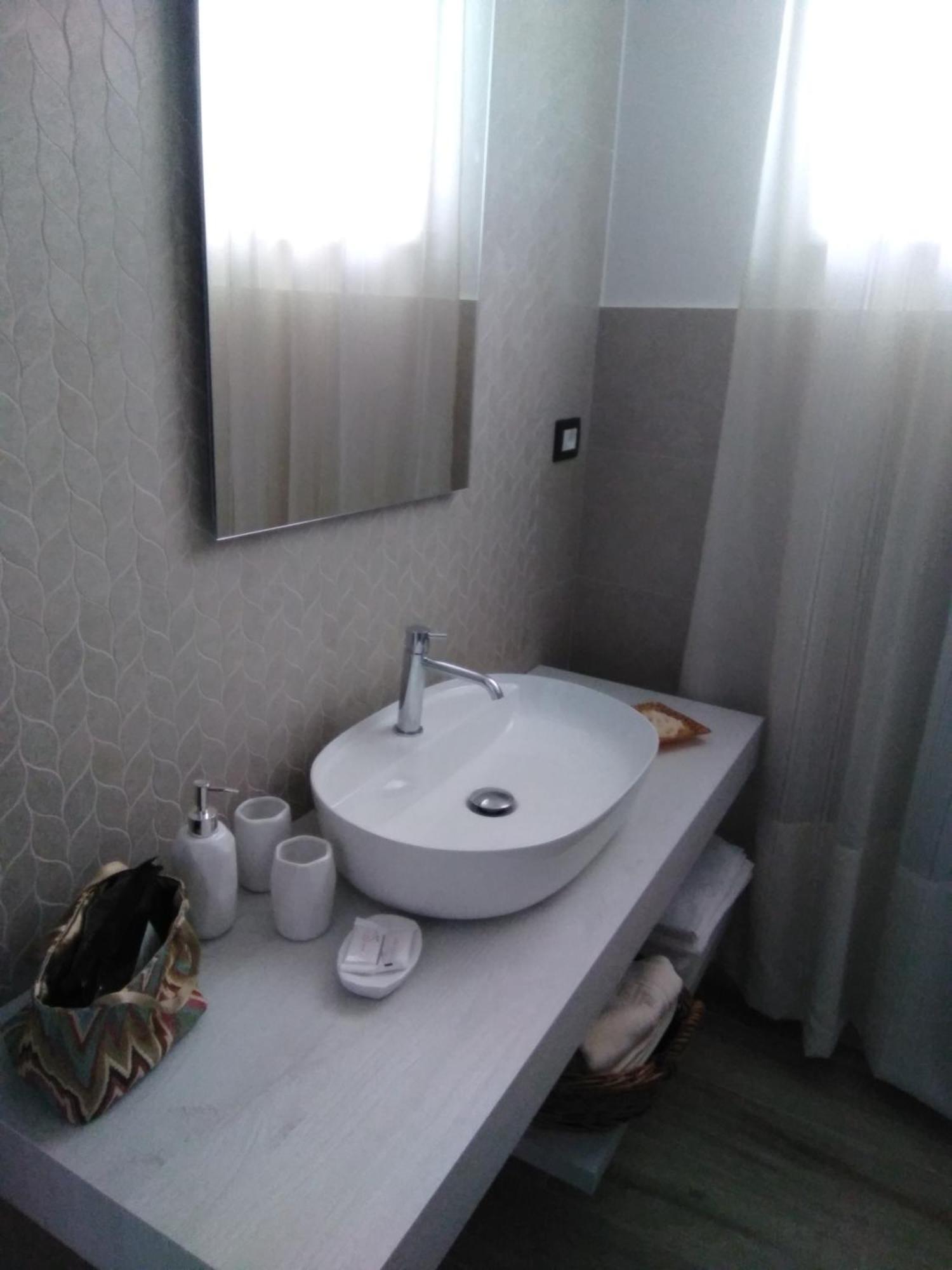Villa Casa Tornola Nel Borgo à Termoli Extérieur photo